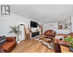 582 NIAGARA STREET - 18