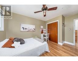 582 NIAGARA STREET - 21