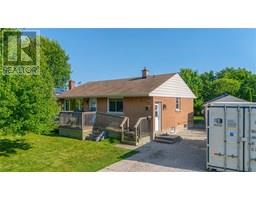 15 PRESTON AVENUE - 1