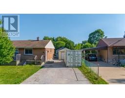 15 PRESTON AVENUE - 3