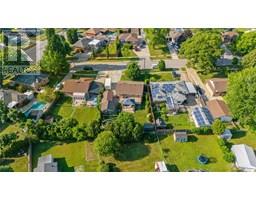 15 PRESTON AVENUE - 31