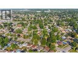 15 PRESTON AVENUE - 35