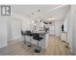 15 PRESTON AVENUE - 7