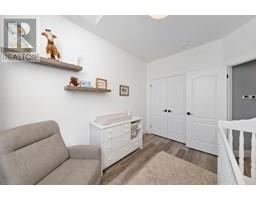 484 THAMES STREET - 12