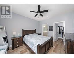 484 THAMES STREET - 13