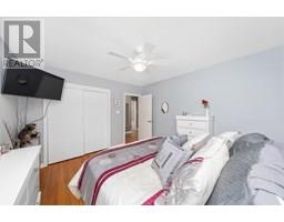 1220 RIDGEWOOD DRIVE - 18