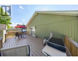 452 MAUDE STREET - 11