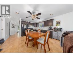 452 MAUDE STREET - 16