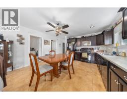 452 MAUDE STREET - 17