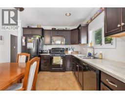 452 MAUDE STREET - 18
