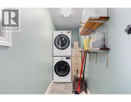 452 MAUDE STREET - 27