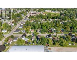 452 MAUDE STREET - 31