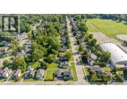 452 MAUDE STREET - 32