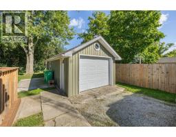 452 MAUDE STREET - 4