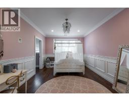 647 ST CLAIR PARKWAY - 35