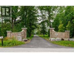 647 ST CLAIR PARKWAY - 4