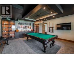 647 ST CLAIR PARKWAY - 44