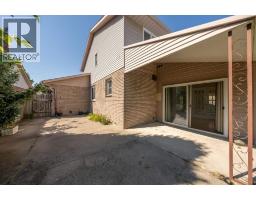 138 CONESTOGA DRIVE - 4