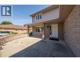 138 CONESTOGA DRIVE - 9