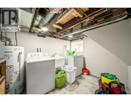 404 RUSSELL STREET - 14