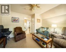 404 RUSSELL STREET - 21