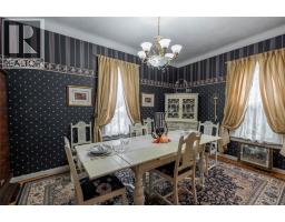 438 Emmeline STREET - 7