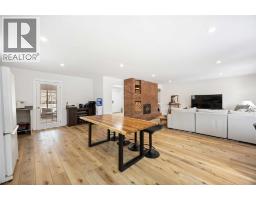 991 LAKESHORE ROAD - 9