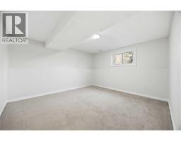 391 Bradford DRIVE - 26