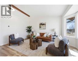 391 Bradford DRIVE - 4