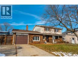 635 Highbury PARK - 2