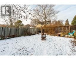 635 Highbury PARK - 29