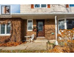 635 Highbury PARK - 3