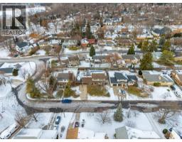 635 Highbury PARK - 39