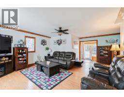 590 SIMCOE STREET - 11