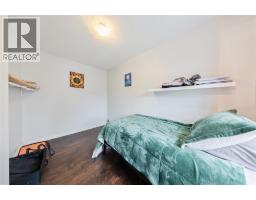 590 SIMCOE STREET - 16