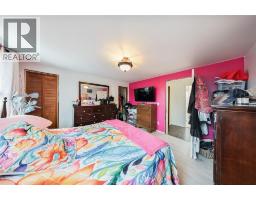 590 SIMCOE STREET - 20