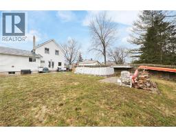 590 SIMCOE STREET - 25