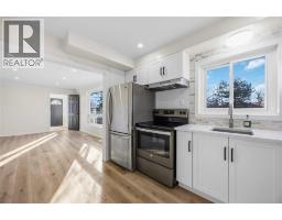 1027 COLBORNE ROAD - 14