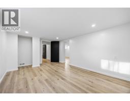 1027 COLBORNE ROAD - 33