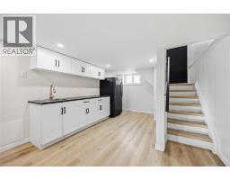 1027 COLBORNE ROAD - 36