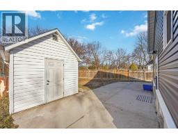 1027 COLBORNE ROAD - 44