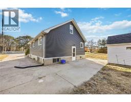 1027 COLBORNE ROAD - 45