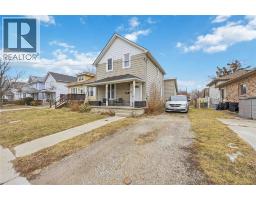 132 Stuart STREET - 4