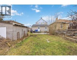 132 Stuart STREET - 5