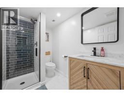 763 CLAXTON AVENUE - 25
