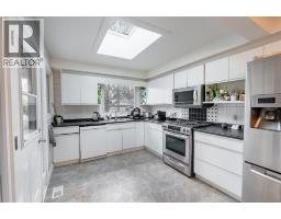 1174 Colborne ROAD - 11