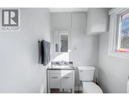 1174 Colborne ROAD - 26