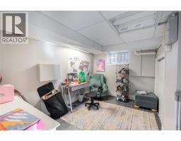 1174 Colborne ROAD - 29