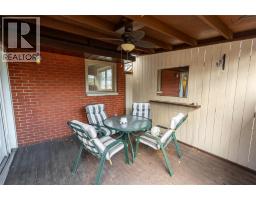 1174 Colborne ROAD - 32