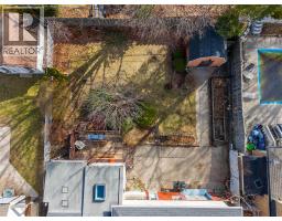 1174 Colborne ROAD - 42